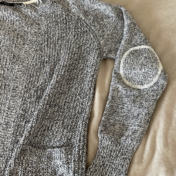 Cardigan with elbow pads - Picture 3 of 5